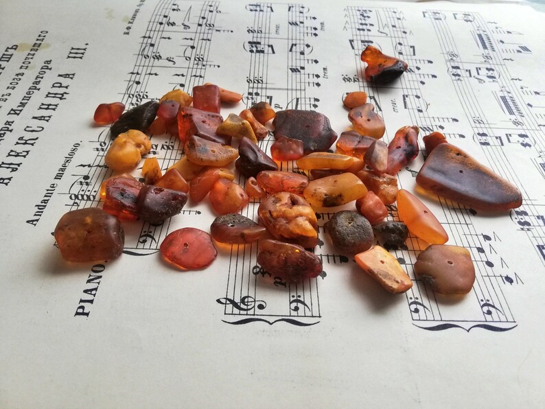 Natural Baltic Amber genuine lamber yellow egg yolk amber beads with drill hole lot of 50 40g1.4oz