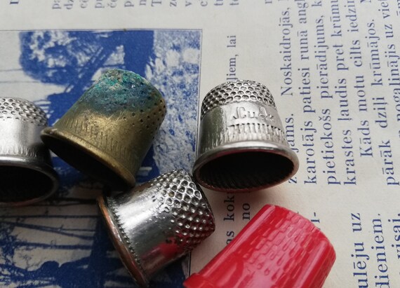 Sewing Thimbles Collectibles