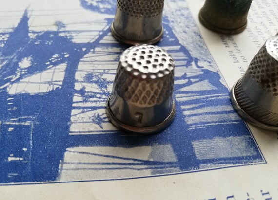 Sewing Thimbles Collectibles
