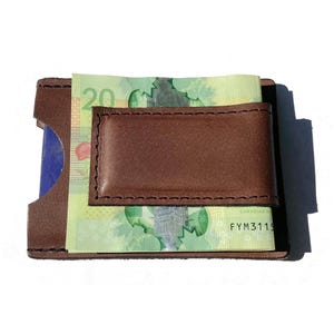 Minimalist Leather Money Clip Wallet and Card Holder – Slim Card Holder | Minimalist Wallet for Men | Personalized Gift Idea