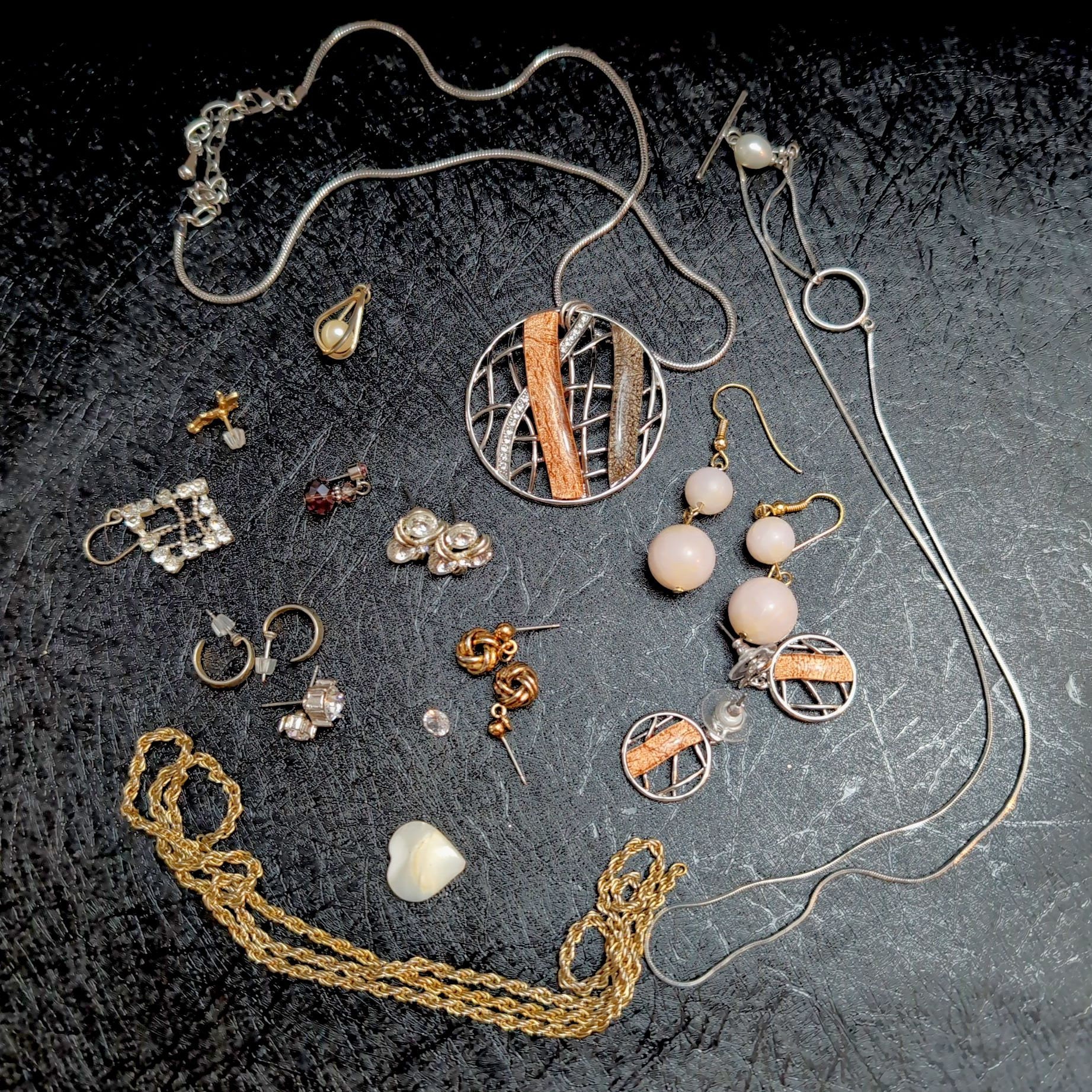 Scrap metal jewelry sale
