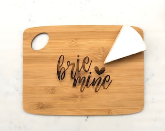 Regalo de San Valentín, tabla de quesos brie mine, tabla de charcutería, regalo de juego de comida, regalo cursi, regalo para cocinar, tabla de queso personalizada