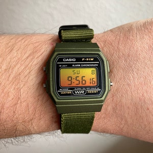 Casio F-91W Monochrome Gradient Filter Screen afbeelding 2