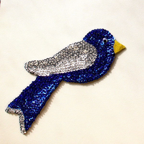 Glass Beaded Magnet, Blue Bird Magnet, Fowl Magnet, Kitchen Magnet, Refrigerator Magnet, Felt Magnet