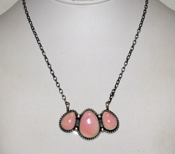 Navajo Pink Conch Cluster Bar Necklace Sterling S… - image 1