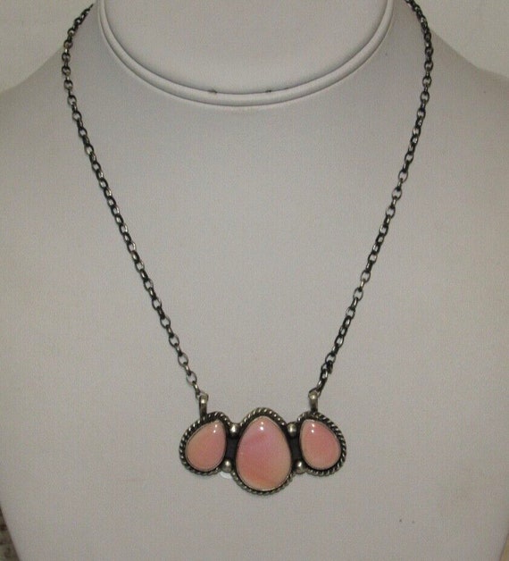 Navajo Pink Conch Cluster Bar Necklace Sterling S… - image 4