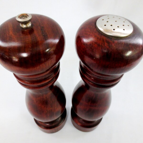 Baribocraft Salt & Pepper Grinder Mill Solid Maple 9-1/2" Chunky Hourglass Mid Century Country Kitchen Table Woodenware 1960s/70s