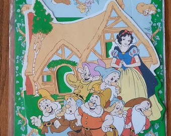 Walt Disney's Snow White and the Seven Dwarfs Centerpiece