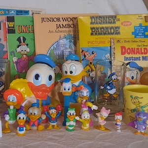 Vintage Disney Donald Duck Collector&#39;s Dream Bundle