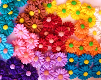 This is for Qty of 50 Flowers. Can help brighten of cake or cup cakes.  .Birthday, Baptism, Baby shower, sweet sixteen, christening