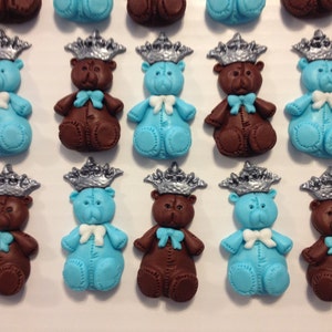 QTY 12 Very Cute Teddy Bears with crown for your cupcakes or cake. Can change color. Baby Shower, Birthdays, Baptism, Cake Topper