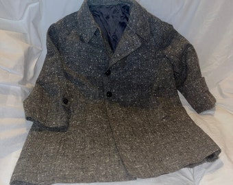 Vintage 1960s Fieldston Grow-A-Year Children’s Wool Coat - Size 6-8 - Light Gray Retro Coat