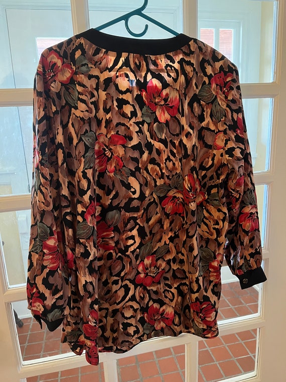 Vintage Maggie Sweet Leopard and Floral Blouse - … - image 4