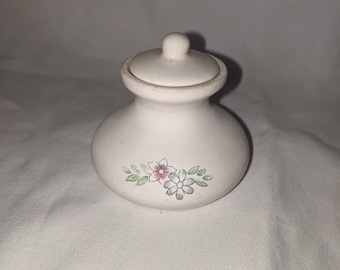 ヴィンテージ 蓋付き陶器ジャー - 刻印入り花柄デザイン - Etsy 日本
