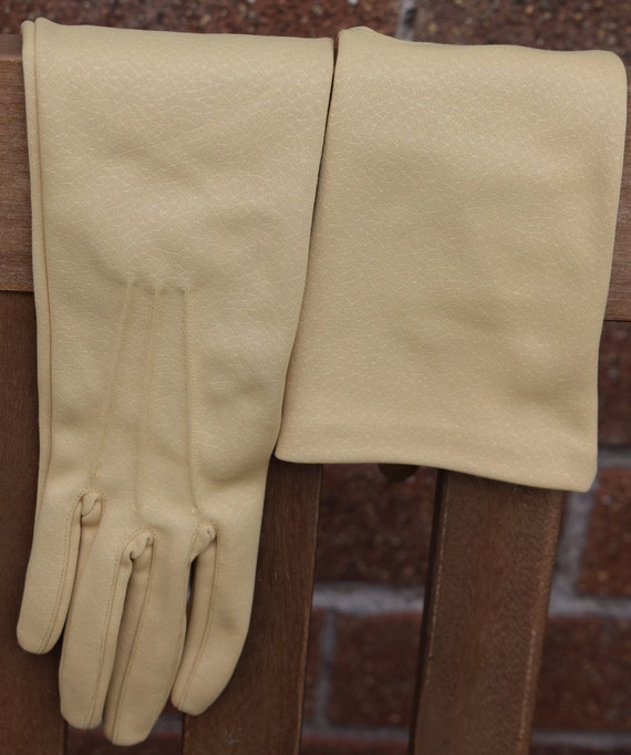 Vintage Formal Gloves Beige Gloves Ladies Gloves … - image 9