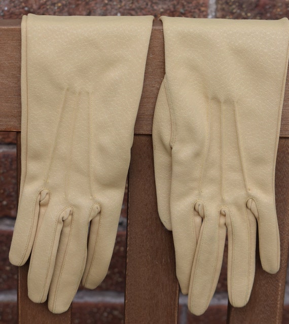 Vintage Formal Gloves Beige Gloves Ladies Gloves … - image 8