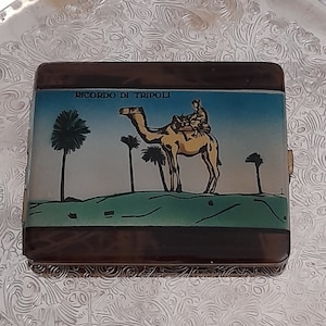 Étui à cigarettes vintage, Bakélite, plastique celluloïd Ricordo di TRIPOLI Momento of Tripoli, chameaux, étui pour cartes de visite, collectionneurs vintage