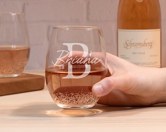 Custom Wine Glass, Gift For Mothers Day Wine Glass, Stemless Wine Glasses, Personalized Wine Glasses For Friends, Wine Glass For Mom Gift