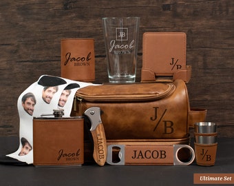 Groomsmen Proposal Gift Box, Groomsmen Gifts Personalized Groomsmen Socks, Flask and Shot Glass Set, Best Man Proposal, Groomsmen Dopp Kit