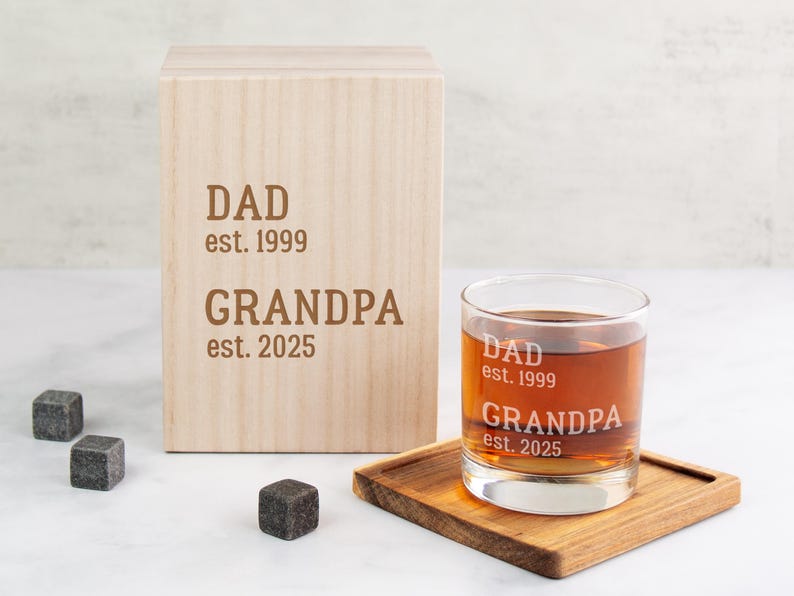 Grandpa Gift Personalized Whiskey Glass, Pregnancy Reveal Grandparents Pregnancy Announcement, Whiskey Gift Set, Gift For Grandpa Est 2026 1 Glass + Gift Box
