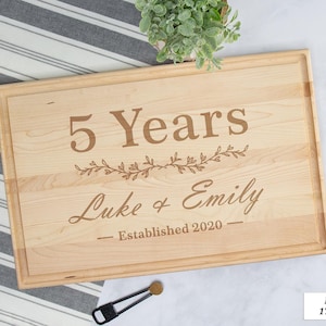 5th Anniversary Charcuterie Board, 5th Anniversary Gift For Couple, Wood Cutting Board Personalized Anniversary Gift For Her, Gifts For Wife