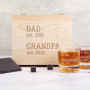 Grandpa Gift Personalized Whiskey Glass, Pregnancy Reveal Grandparents Pregnancy Announcement, Whiskey Gift Set, Gift For Grandpa Est 2026 2 Glasses + Gift Box