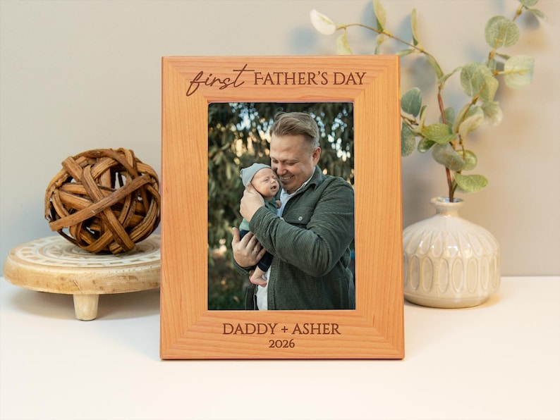 First Fathers Day Picture Frame, Wood Photo Frame, First Time Dad Gift, Dad Picture Frame, New Dad Gift Personalized Fathers Day Gift Vertical