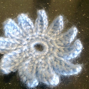 Crochet Flowers image 3