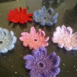 Crochet Flowers image 1