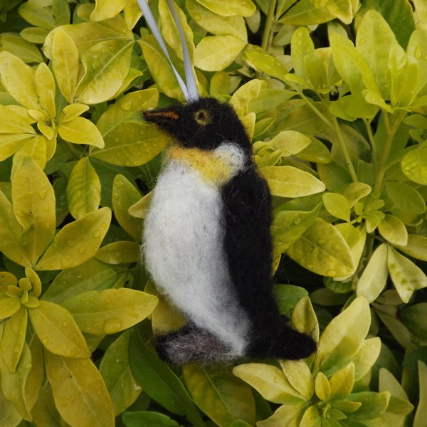 Needle Felted Penguin Ornament, Christmas, Penguin, Home Decor, Gift, Decoration, Ornament, Bird, Felted, Xmas, Handmade