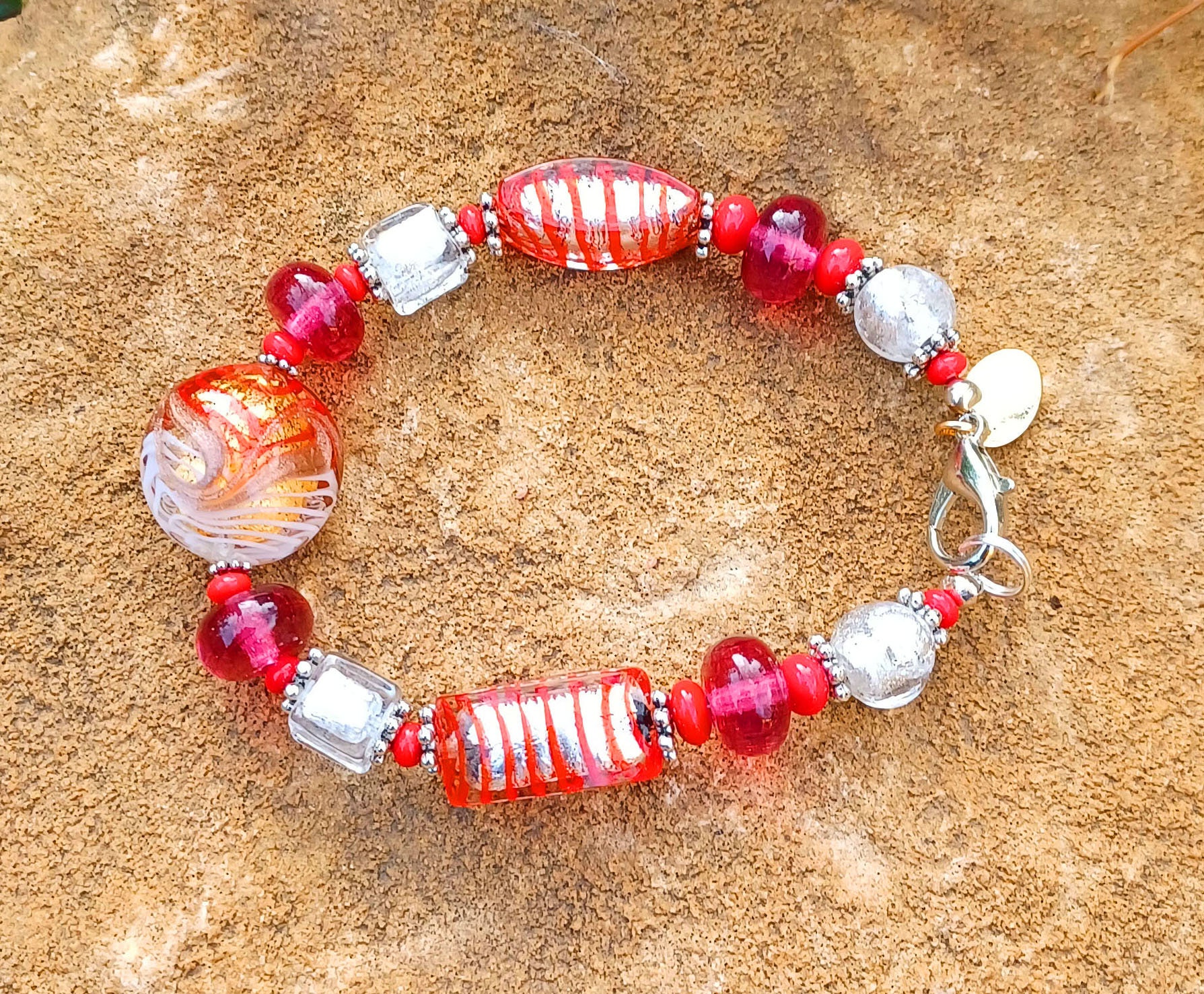 Murano Red White Pink Glass Bead Stretch Bracelet Murano Glass Bead Bracelet: Red, Pink, Silver Foil Venetian  main image 3