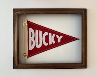 BUCKY / Badgers / University of Wisconsin, Madison  - Pennant Flag