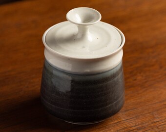 VTG Pot à sucre cylindrique en céramique à glaçure marbrée bleu et blanc | vintage MCM fait main