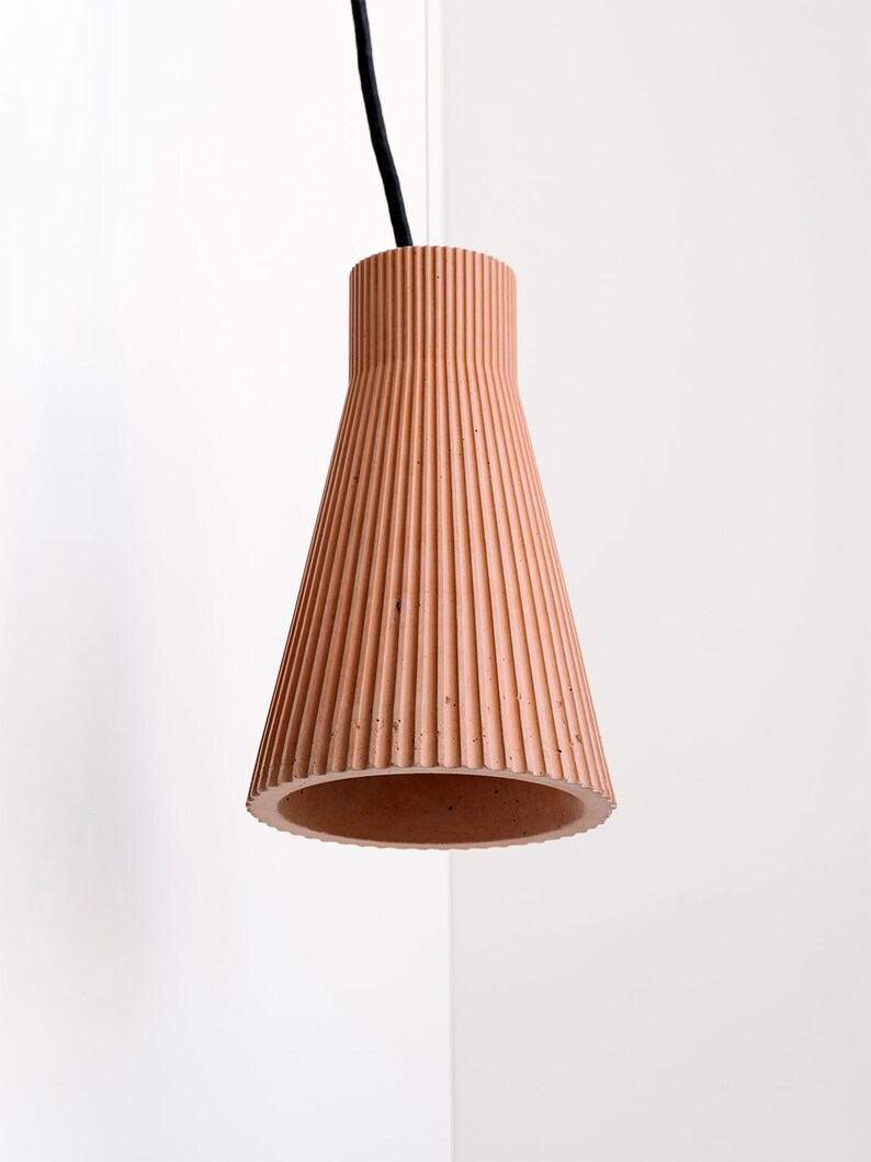 Concrete hanging lamp S1 pleated and colorful minimalist living room dining room kitchen Korallrot