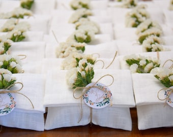 Linen favor bags, Favor ideas