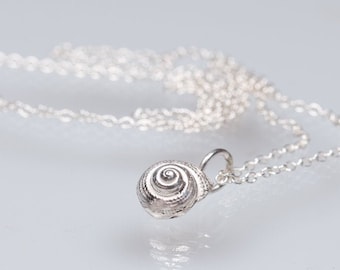 Delicate seashell jewelry, tiny silver seashell pendant, ocean necklace, sterling silver spiral shell, silver shell, gift for niece birthday