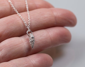 Tiny seashell necklace, sterling silver pendant nature, small necklace for woman, ocean gift, delicate beach  Jewellery,