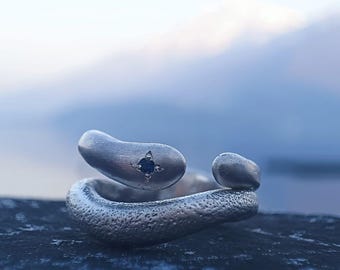 Curved double dome Sapphire ring in sterling silver, snake silver ring, double row ring for women