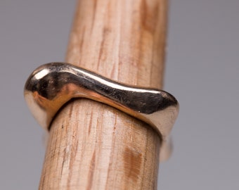 Ocean ring in bronze for women inspired by sea wave, handmade bronze jewelry made in Italy, bronze silver ring,  anniversary gift for her