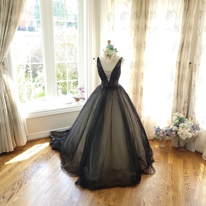 Zwarte trouwjurken, gotische trouwjurken korset trouwjurk zwarte bruidsjurk zwarte trouwjurk prinses baljurk bruiloft baljurk
