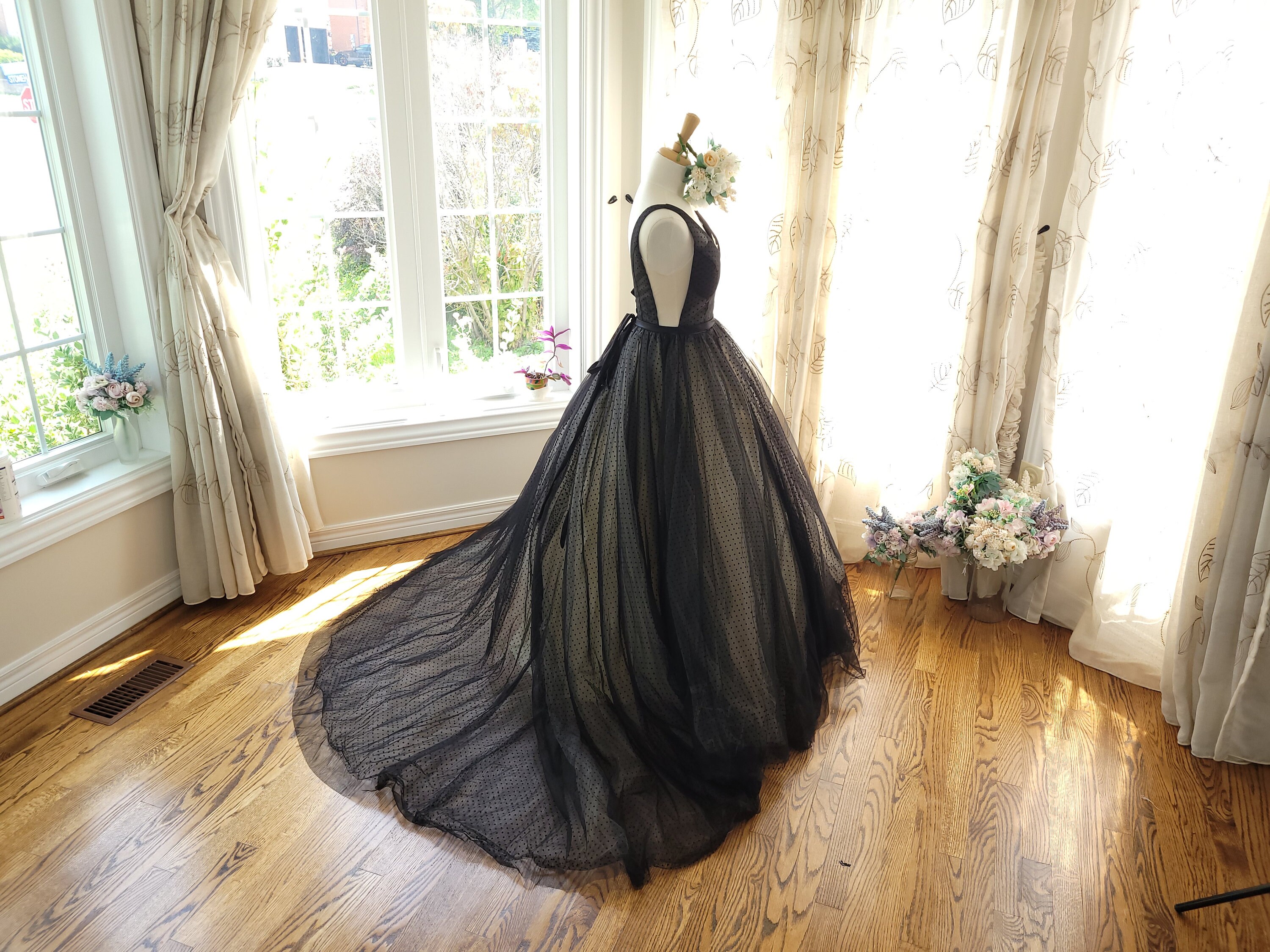 long floral dresses for wedding Romantic Flare Sleeve Flower Dress Black Split Maxi Dress segment_curve Color:Black Floral