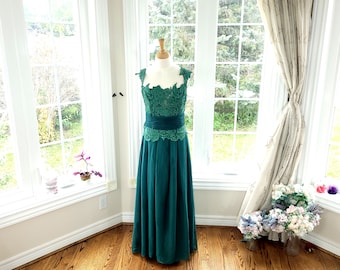 Formal emerald green dress for bridesmaid dress, Emerald green cocktail dress, Emerald green mother of the bride dress, Elegant party dress