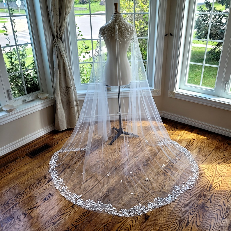 Bridal Cape Lace Wedding Cape Lace Wedding Veil Lace Cape Etsy UK