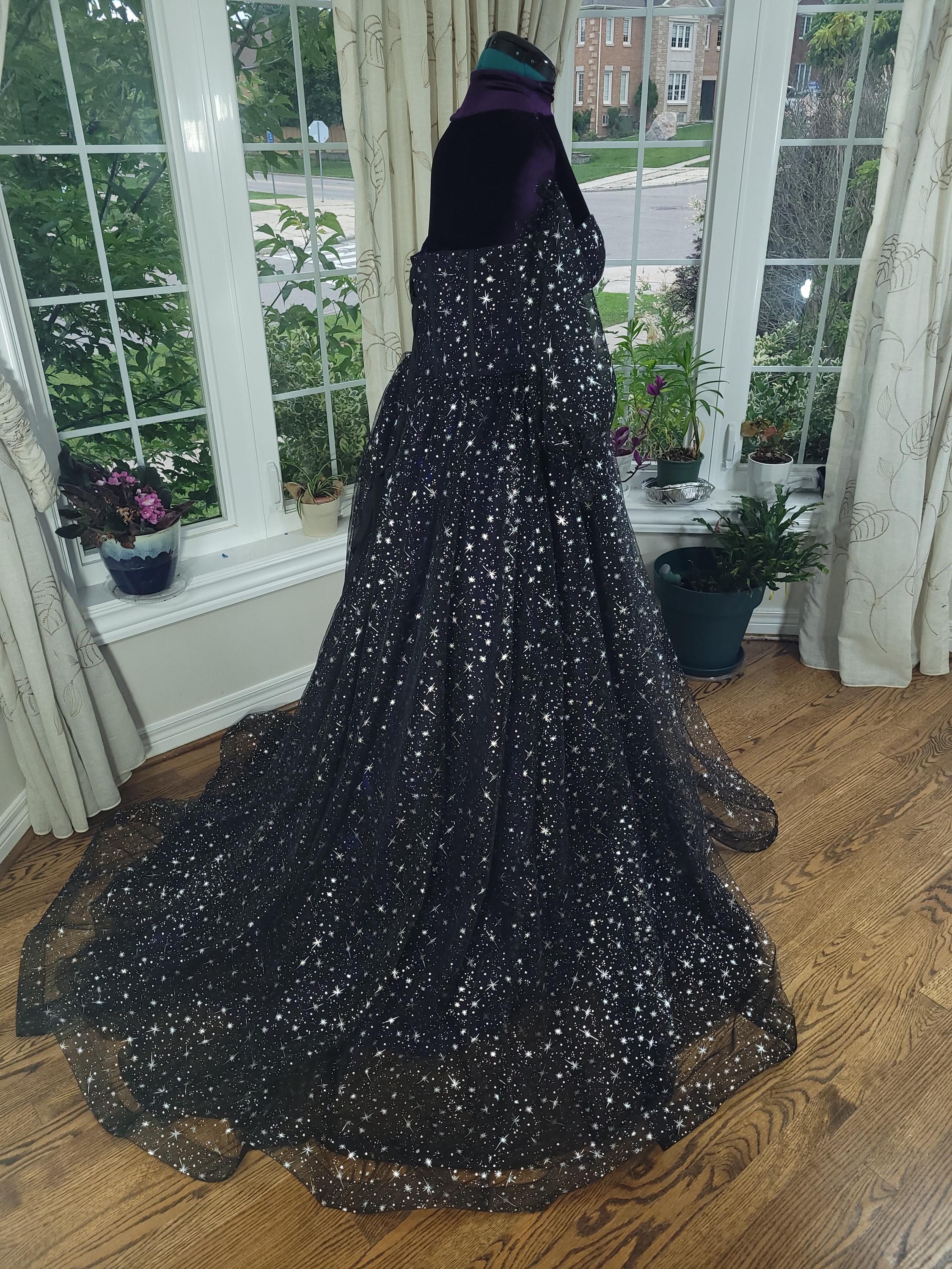 Celestial Wedding Dress * Black Star Bridal Gown * Custom Made to Measure * Gothic Bride * Sparkle Tulle Corset Back Celestial Wedding Dress * Black Star Bridal Gown * Custom Made to Measure * Gothic Bride * Sparkle Tulle Corset Back