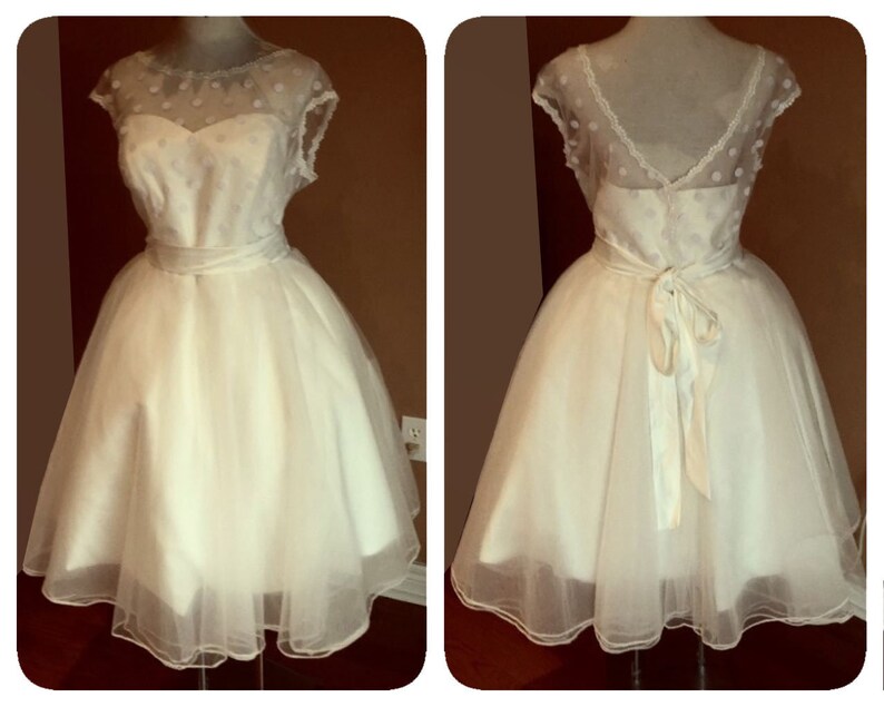 Short Pocket Wedding Dress
