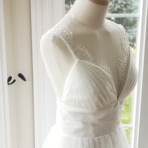 Simple boho wedding dress, lace boho wedding dress, beach wedding dress lace, beach wedding dress lace image 4