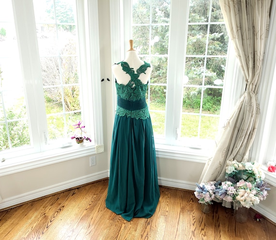 Elegant Emerald Green V Neck Ruched Cap Sleeve Summer Casual Dress