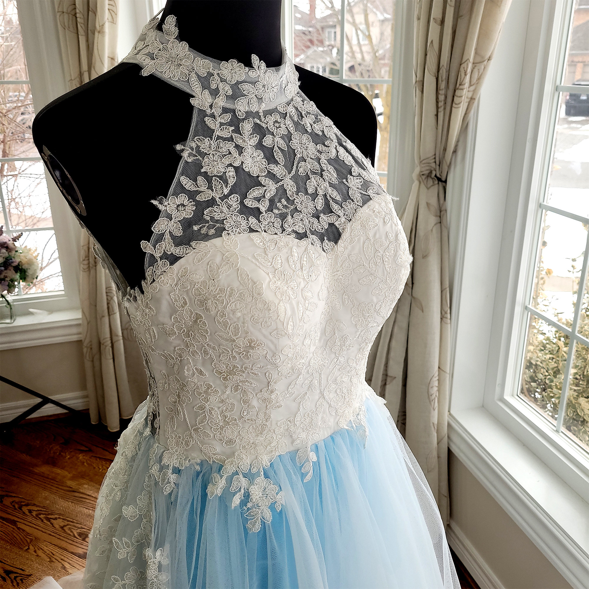 Blue Wedding Dress, a Line Wedding Gown, Lace Bridal Dress, Lace Floral  Sleeve Less Wedding Dress, Button Back Wedding Dress, Blue Gown - Etsy