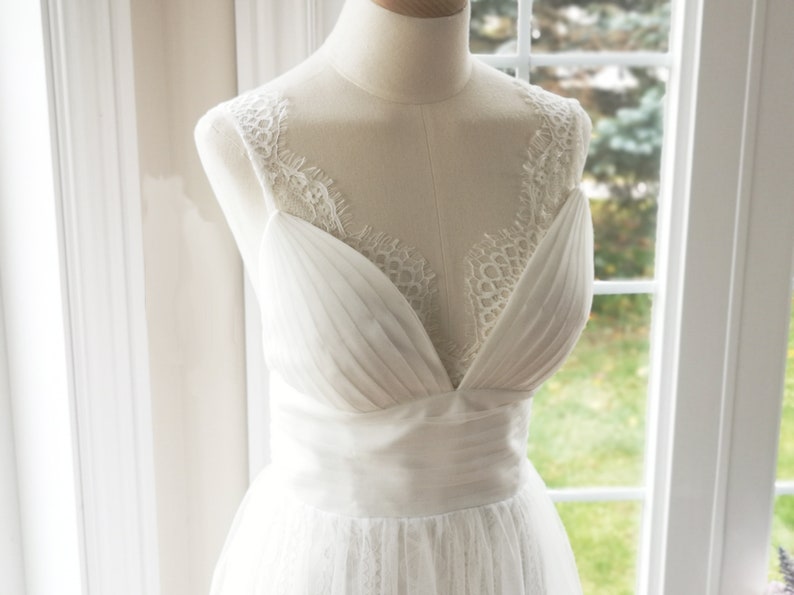 Simple boho wedding dress, lace boho wedding dress, beach wedding dress lace, beach wedding dress lace image 3