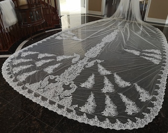 Royal wedding veil, lace wedding veil, cathedral veil, bridal veil, applique lace veil, beaded scallop veil. lace trim veil